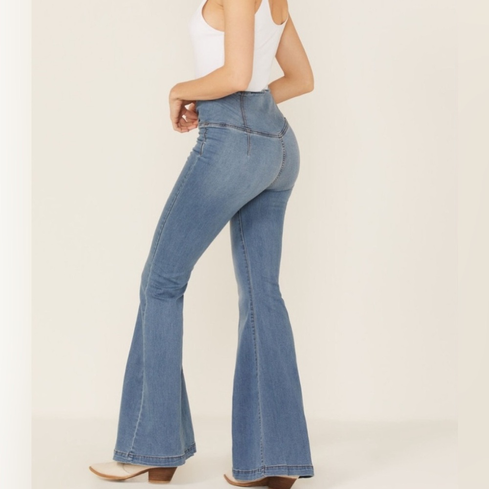 Women's Blue Flared Jeans